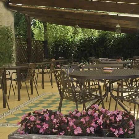 Hotel Les Oliviers Fayence
