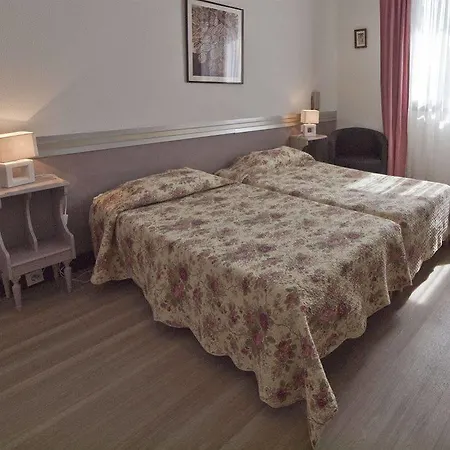 Les Oliviers Hotel Fayence